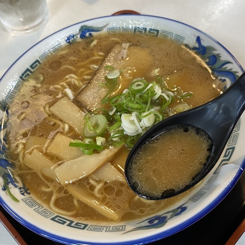 和風出汁が香るノスタルジックな味わい！おそば屋さんのラーメン