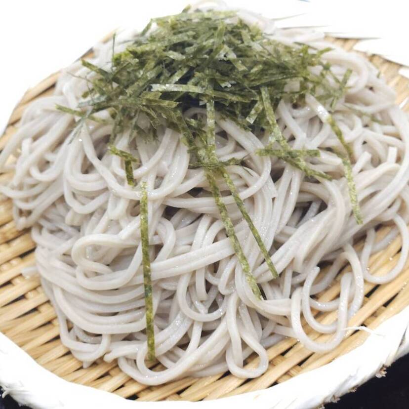 旭川市内で蕎麦と天ぷらがお得に楽しめるセット