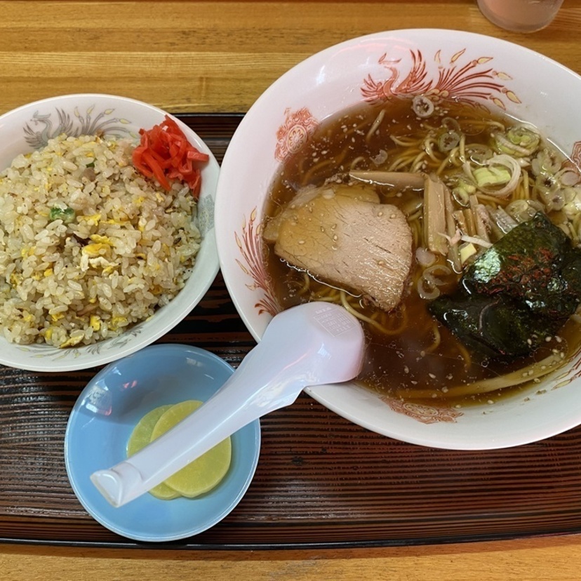 緑町エリアでお得なセットメニューがあるラーメン店や町中華