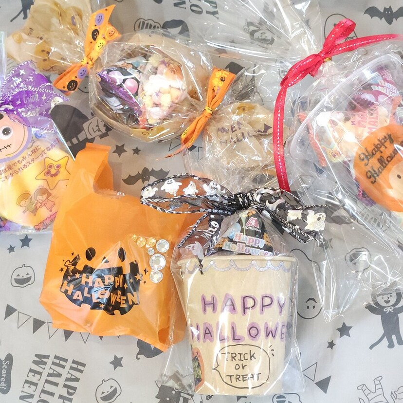 ハロウィンでお菓子配りする方必見！おすすめお菓子とラッピング方法