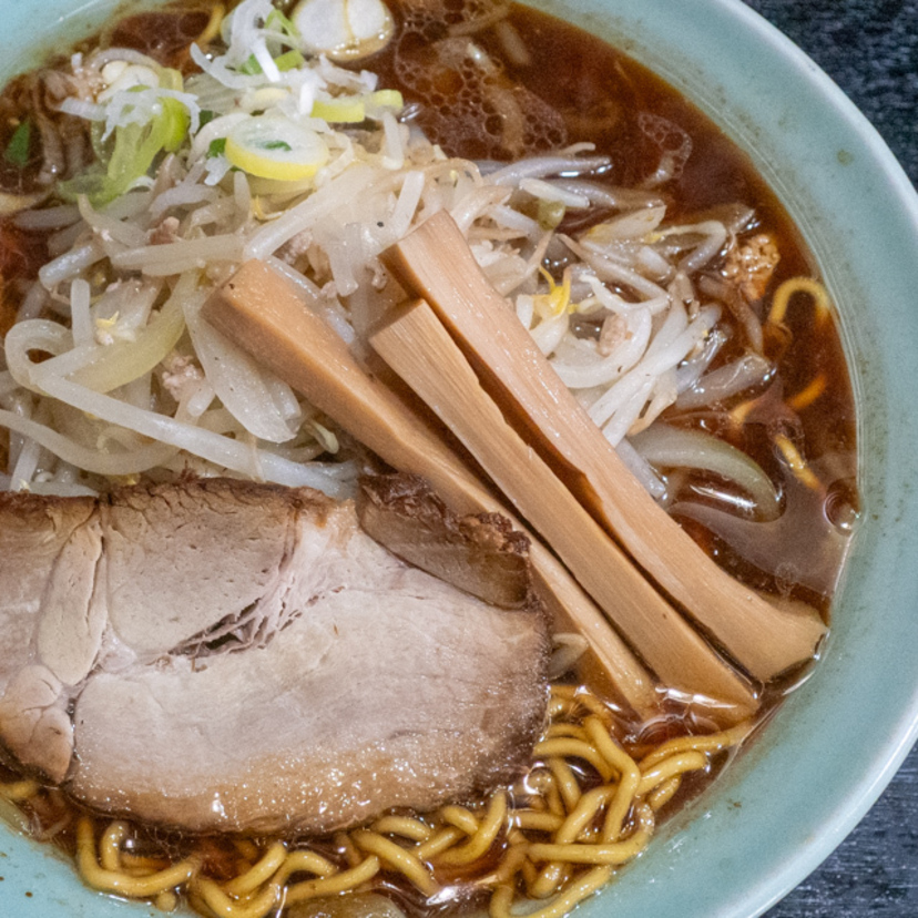 【醤油派】も納得!! みそ推し店の醤油ラーメン ３杯