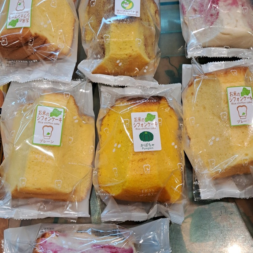 え？こんなにおいしいの！？スーパーで買えるシフォンケーキ３選