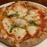 コスパ最強！スーパーで買えるおもてなし冷凍ピザと、特別な日に食べたい絶品ピッツア