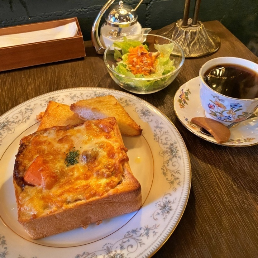 農場カフェや隠れ家的喫茶店、憩いの場として親しまれている喫茶店