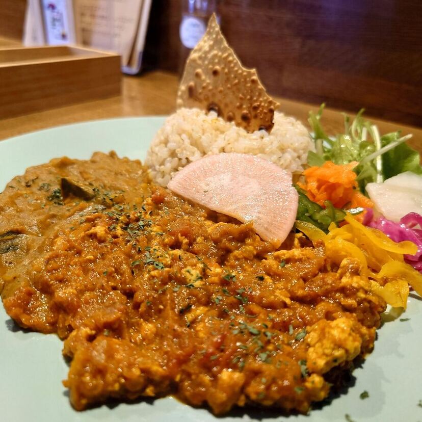 今日はゆったり気分。旭川まちなかで巡るカフェランチとスパイスそして一杯！【旭川市】