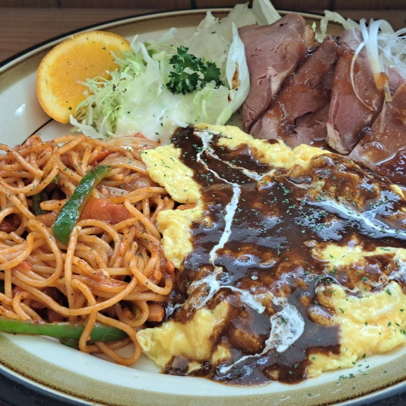 超ボリューミー！！フードファイターもびっくり！？お腹いっぱい大満足ランチ３選