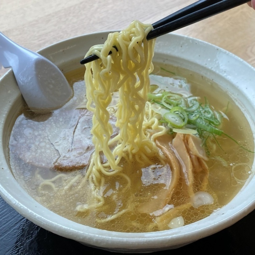 あっさりしてるけど奥深い味わい！旭川で旨い塩ラーメン３杯