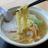 あっさりしてるけど奥深い味わい！旭川で旨い塩ラーメン３杯