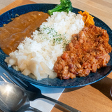 ひと皿で二度美味しい【あいがけカレー】沼る３杯