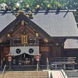 神社はフォトスポットとしてもグッド！！写真映えする厳かな神社２選