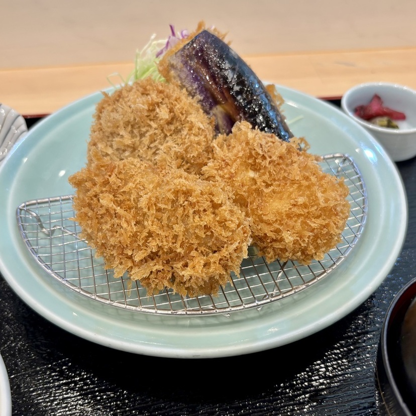ご飯・味噌汁・キャベツがお替り自由！満腹必至＆ハイコスパな旭川の本格とんかつ屋さん