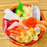 【増毛町】鮮度コスパ最強！数量限定の海鮮丼＆北海道最北の国稀酒造ジェラート2選！