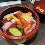 ランチタイム限定！美味しいお寿司をリーズナブルに楽しめる