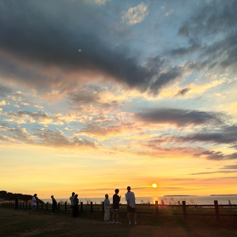 旭川から２時間【苫前町】温泉、ビーチ、そして夕日。オールインワンの道の駅隣接キャンプ場