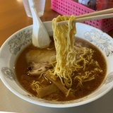 すべて600～700円台！庶民的な価格なのに本格的な食堂のラーメン３杯