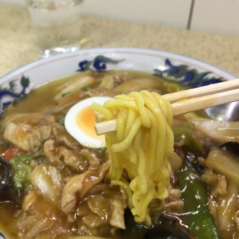 スープが最後までアツアツ【広東麺】が美味しい旭川の中華料理店