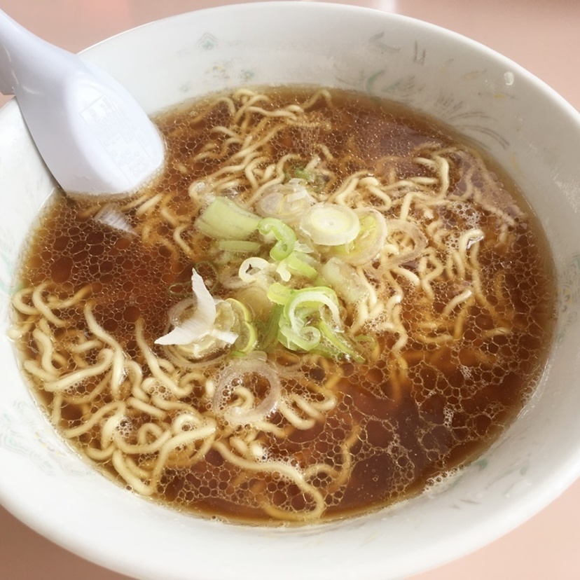 シンプルだけど美味しい【かけラーメン】スープと麺だけで勝負する旭川の3店