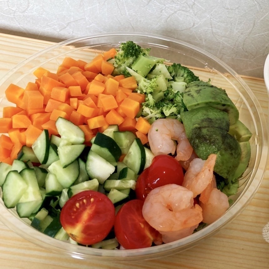 ダイエット】爆食した次の日はヘルシーサラダで体重リセット♪【旭川