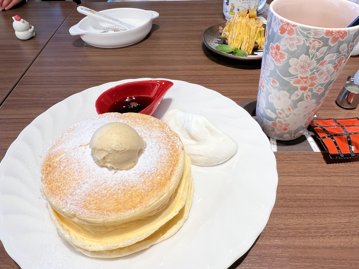 旭川・東神楽】ふわふわパンケーキが食べられるチェーン店2選 | asatan