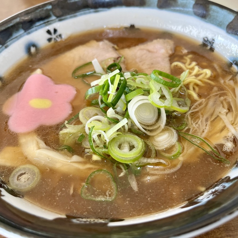 【旭川市】しょうゆラーメンが食べたい時にオススメしたいお店を2つ