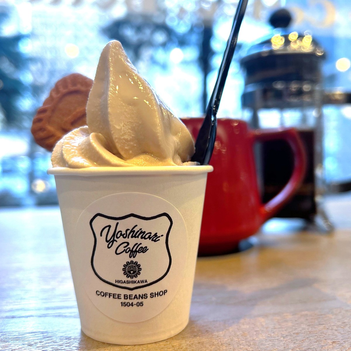 旭川』の変わり種ソフトクリーム3つ | asatan