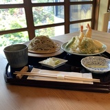 自分史上最高価格の海鮮天ぷらそばなど、旭川のおいしいおそば3杯