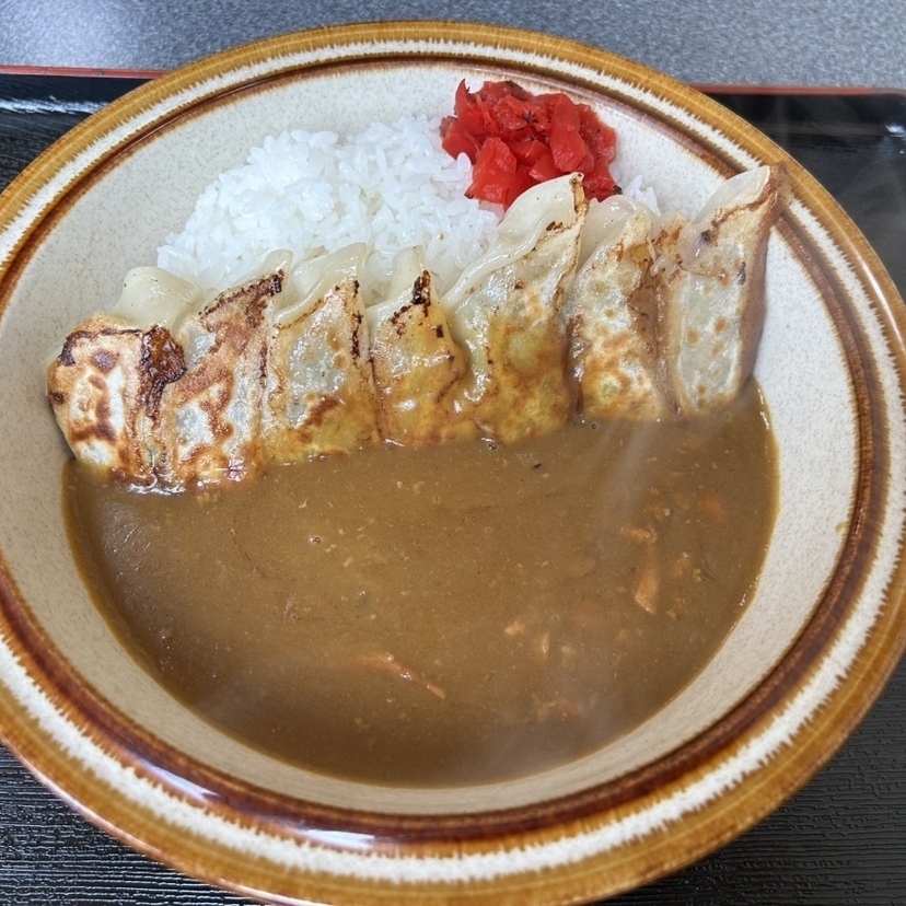 最強の組合わせ！餃子とカレーが美味しいお店【旭川】