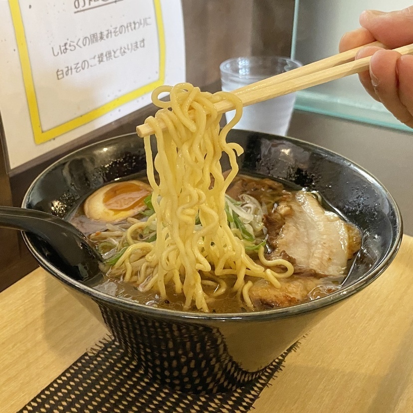 こってりスープが麺によくからむ！【旭川】美味しいみそラーメン3杯