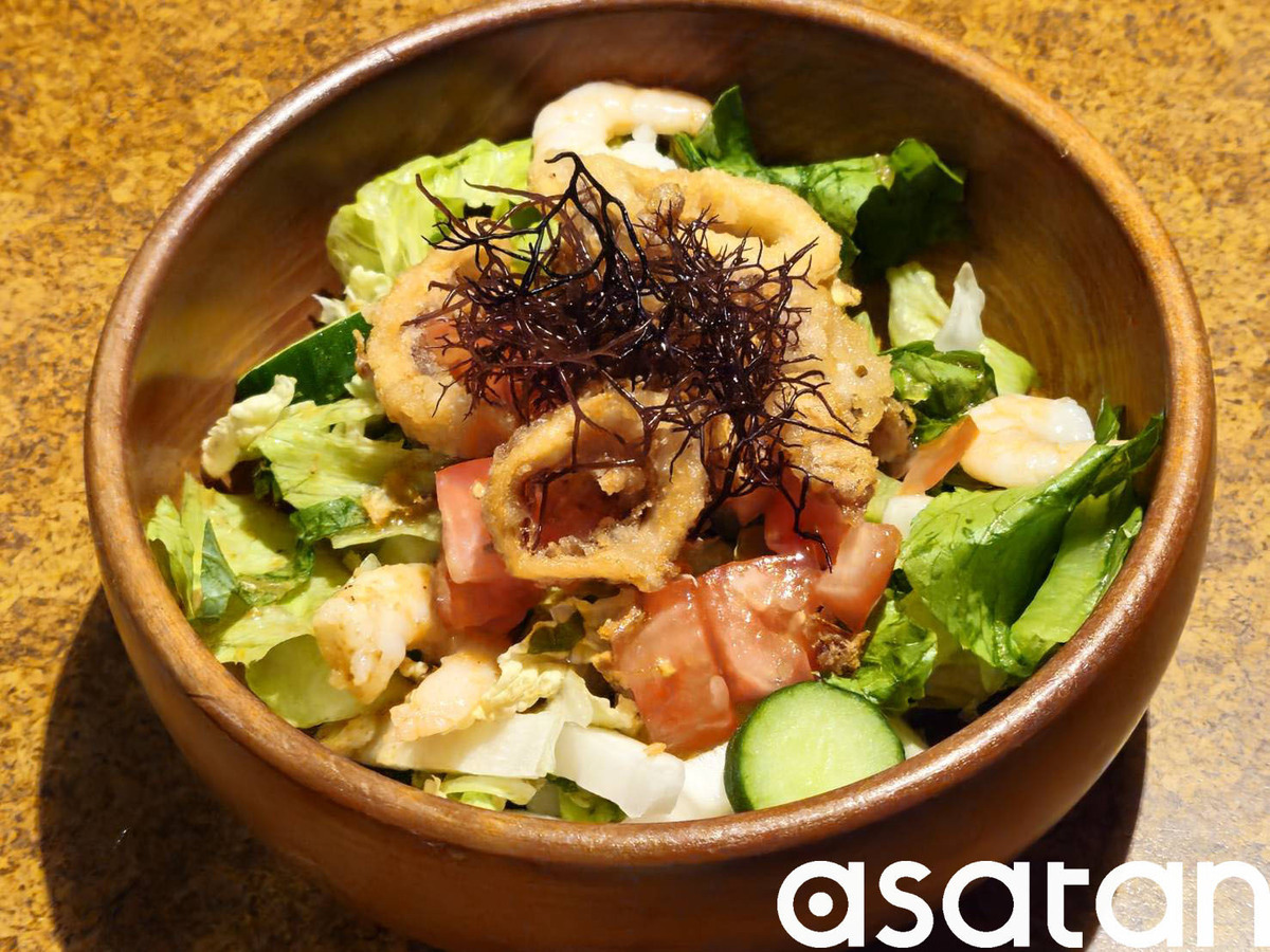 シェアサイズで大容量！ファミレスで食べられるサラダ【旭川市】 | asatan