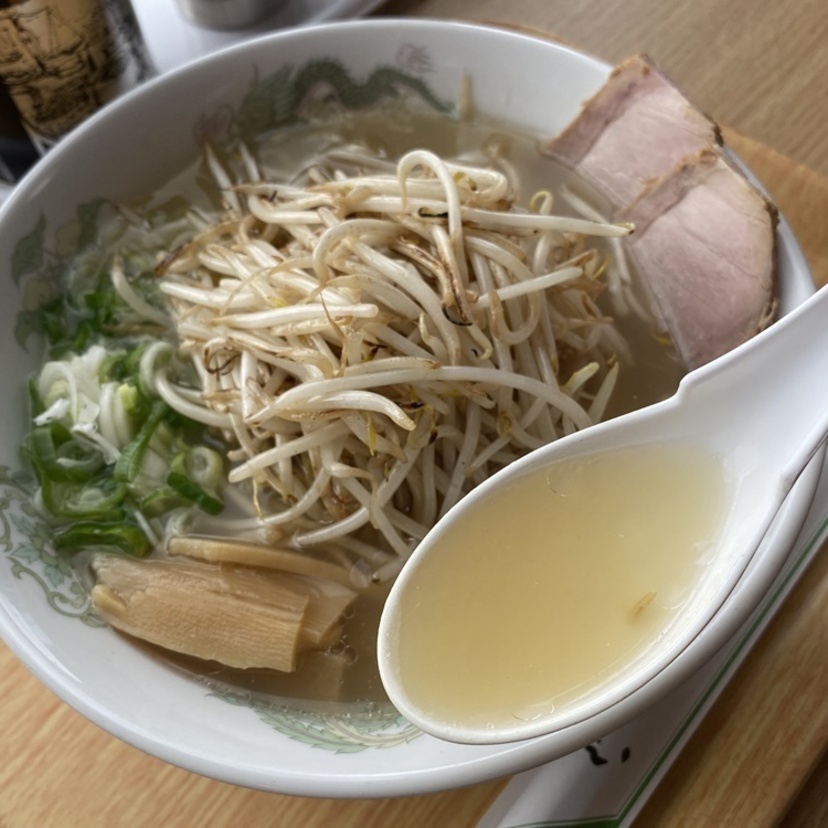 あっさりしているのに深い旨みのスープ！美味しい塩ラーメン3杯