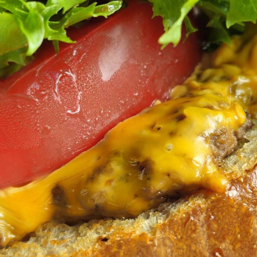 【旭川市】ジューシーでボリューミーな本格ハンバーガーが味わえるお店