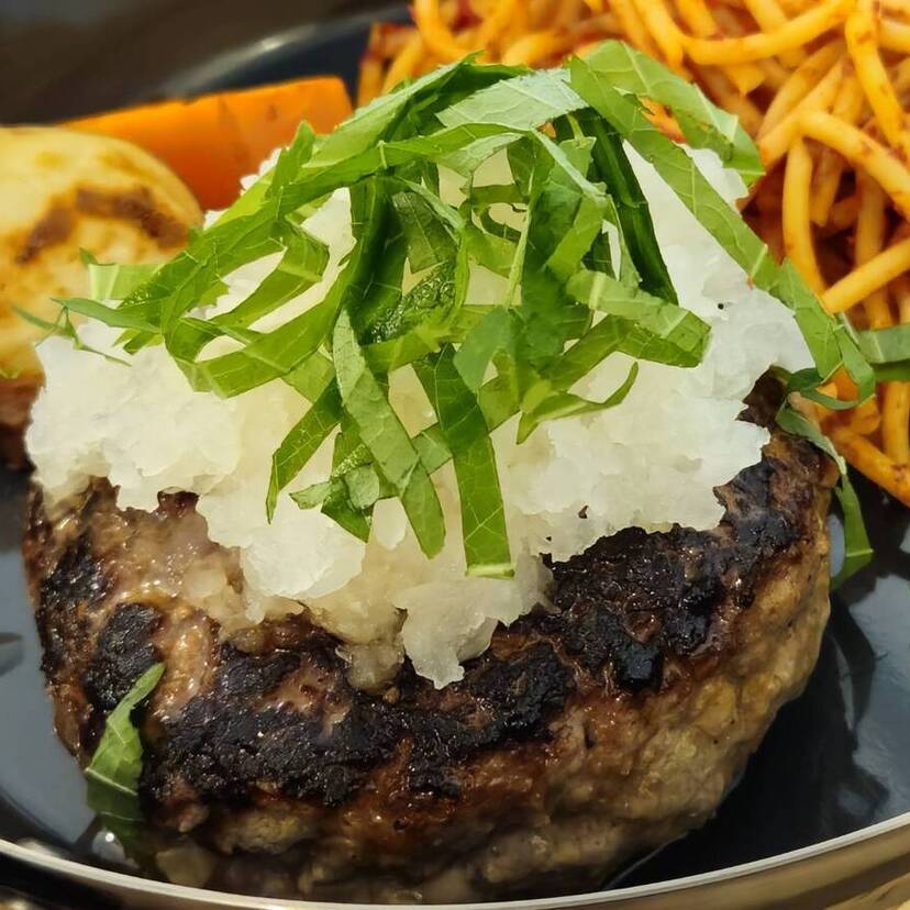 肉厚ハンバーグに柔らか角煮♪隠れ家的お店のランチが最高過ぎ！