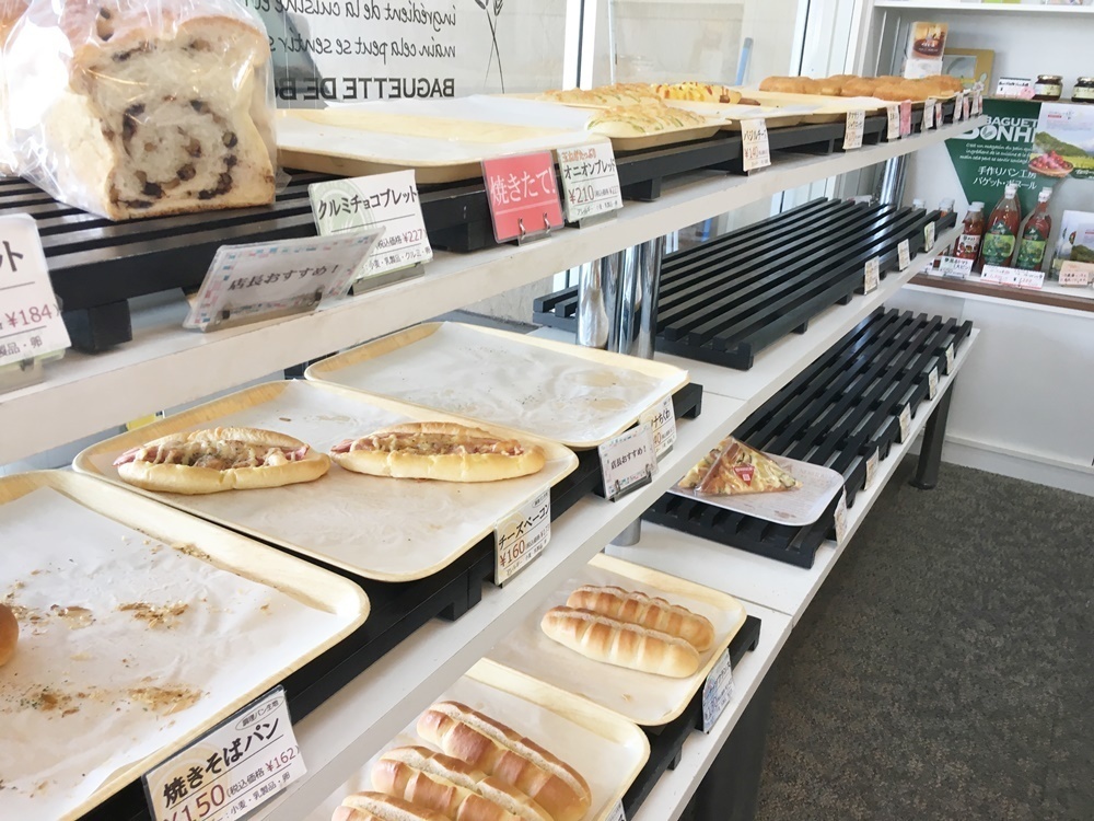 安くておいしいパンがたくさん並ぶ旭川の まちのパン屋さん 3店 Asatan
